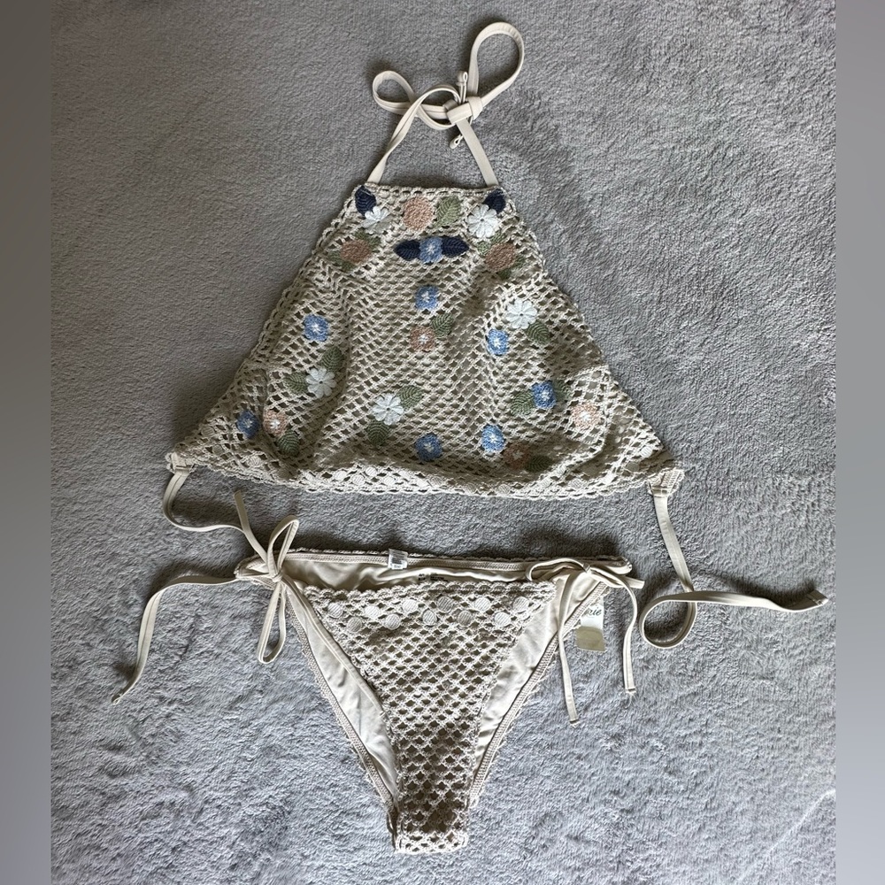 NWT AERIE BIKINI SET in nude color